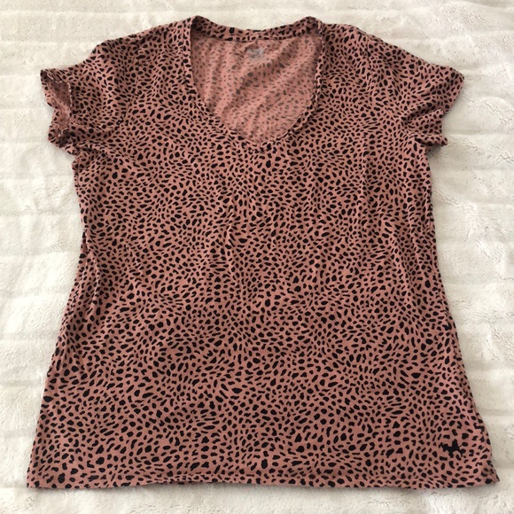 VS PINK Leopard Print tee - Picture 2 of 5